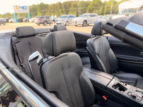 Used 2012 BMW 650i Convertible RWD image 29