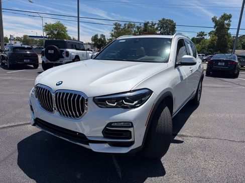 Used 2021 BMW X5 xDrive40i w/ Premium Package AWD/4WD image 2