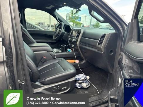 Used 2019 Ford Expedition XLT w/ Equipment Group 202A AWD/4WD image 14