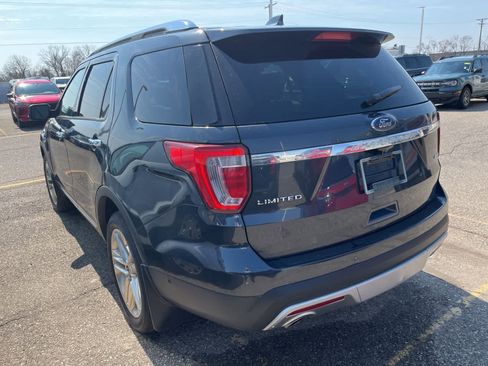 Used 2017 Ford Explorer Limited w/ Equipment Group 301A image 9