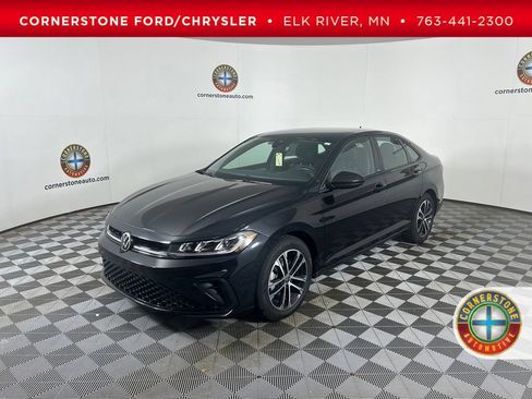 Used 2025 Volkswagen Jetta Sport FWD image 1