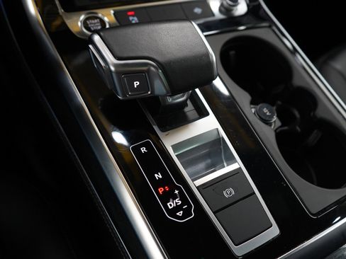 Used 2025 Audi Q7 2.0T Premium Plus AWD/4WD image 25