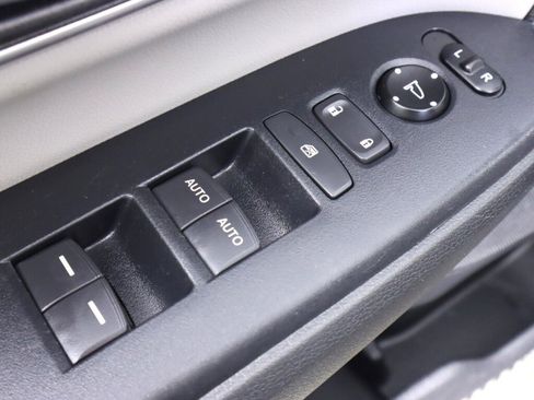 Used 2018 Honda CR-V EX-L image 28