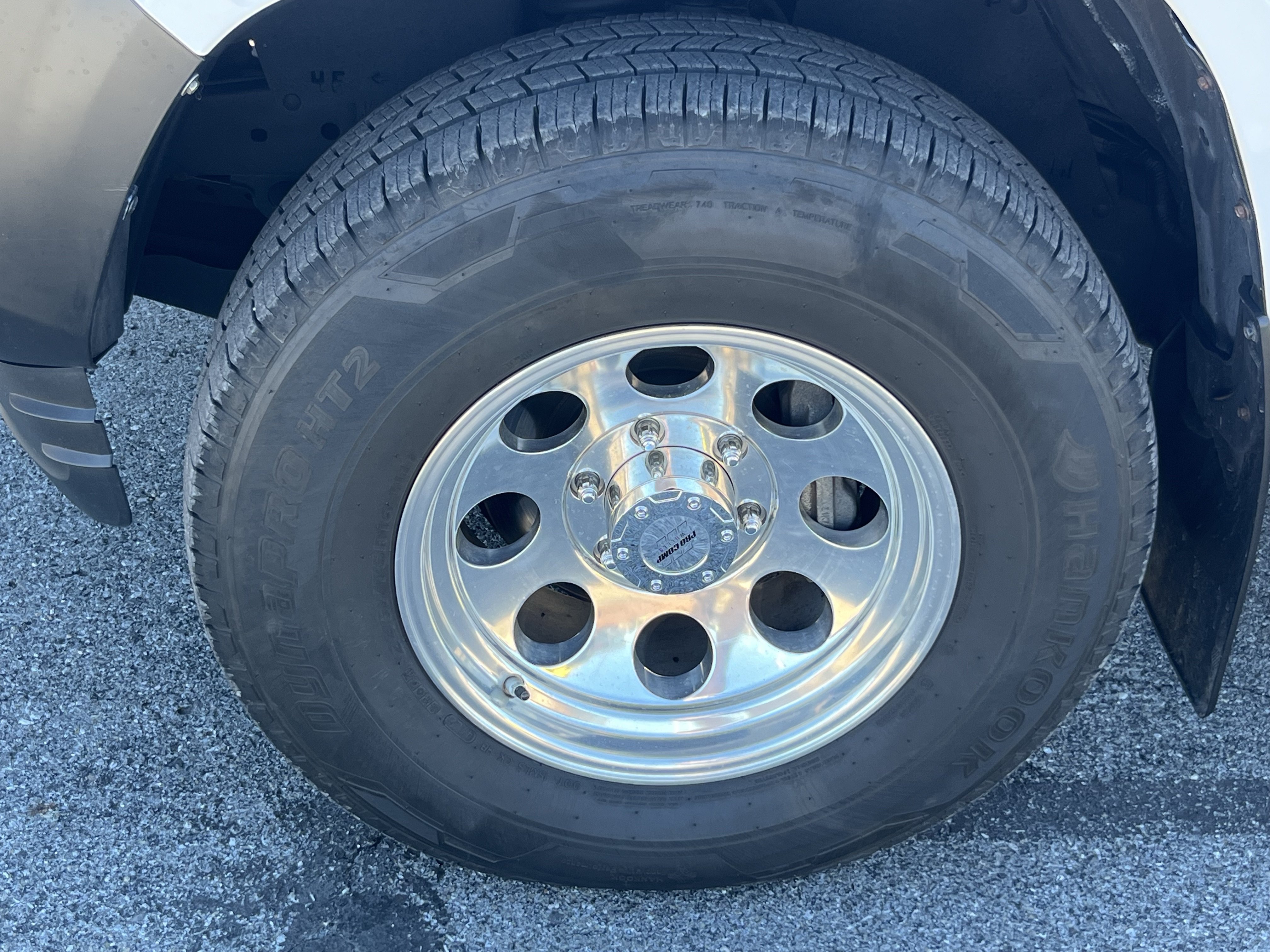 Used 2018 Toyota Tacoma SR AWD/4WD image 13