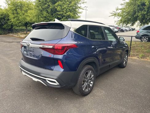 Used 2021 Kia Seltos S AWD/4WD image 6