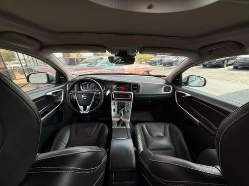 Used 2017 Volvo S60 T5 Dynamic w/ Vision Package image 44