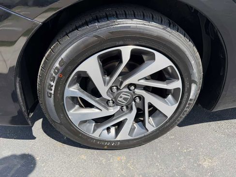 Used 2012 Honda Civic LX image 8