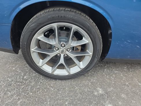 Used 2021 Dodge Challenger GT image 9