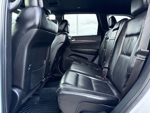 Used 2016 Jeep Grand Cherokee Limited image 19