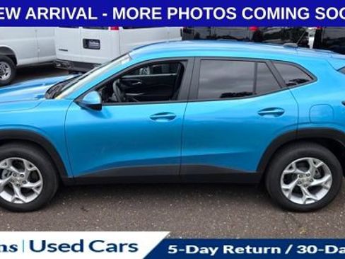 Used 2026 Chevrolet Trax LS w/ LS Convenience Package FWD image 5