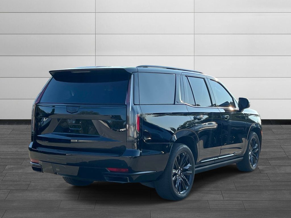 Used 2024 Cadillac Escalade Sport Platinum w/ Heavy-Duty Trailer Package AWD/4WD image 5