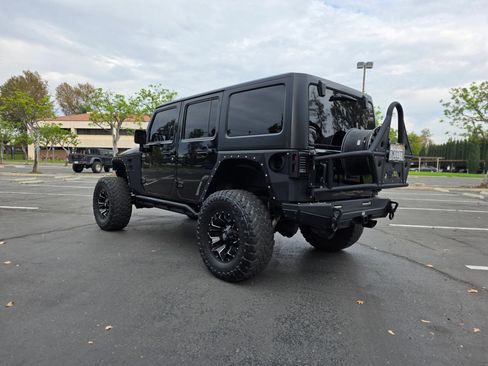 Used 2013 Jeep Wrangler Unlimited Sport AWD/4WD image 11