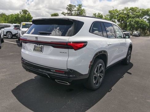 New 2026 Buick Enclave Sport Touring w/ Power Package FWD image 9