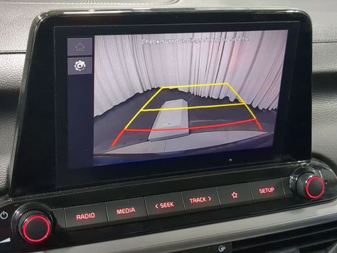 Used 2023 Kia Forte LXS image 39