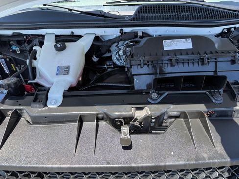 Used 2023 Chevrolet Express 2500 w/ Driver Convenience Package RWD image 20