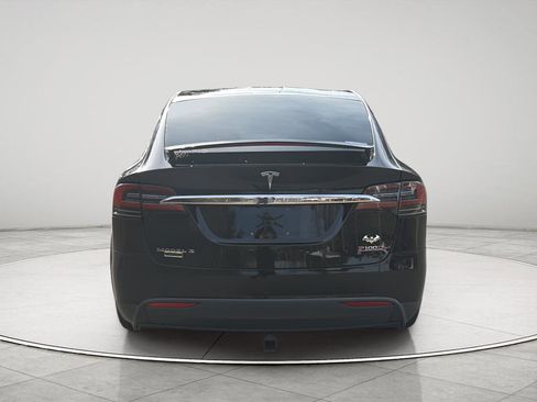 Used 2018 Tesla Model X P100D image 6
