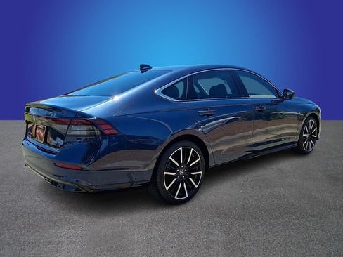 Used 2024 Honda Accord Touring image 5