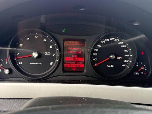 Used 2009 Pontiac G8 GT w/ Premium Package RWD image 14