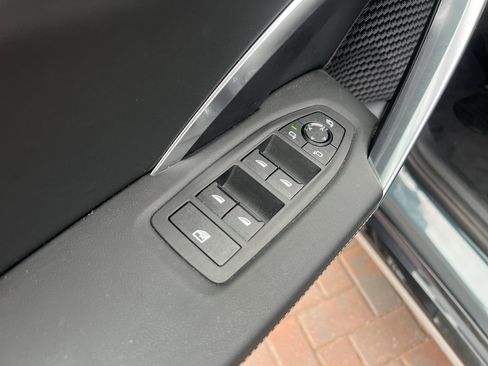 Used 2025 BMW X1 xDrive28i AWD/4WD image 15