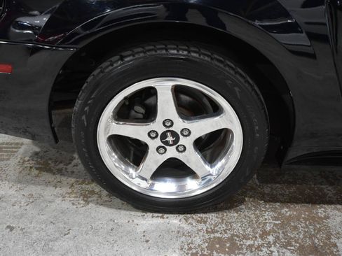Used 2004 Ford Mustang GT RWD image 46