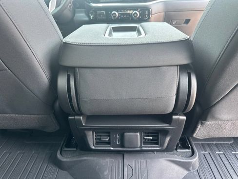 Used 2026 GMC Sierra 1500 SLE AWD/4WD image 22