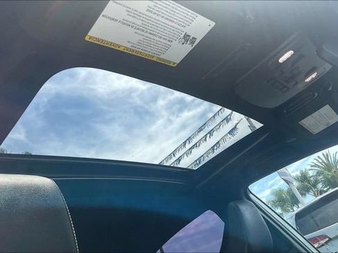 Used 2025 Toyota Camry SE w/ Convenience Package FWD image 22