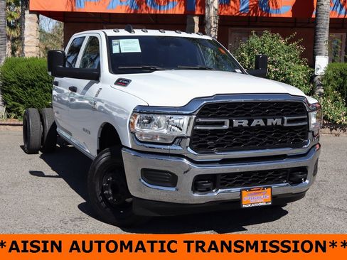 Used 2022 RAM 3500 Tradesman w/ Safety Group image 2