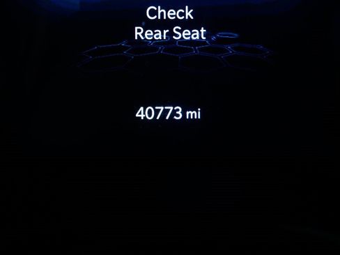 Used 2023 Jeep Compass Limited image 11