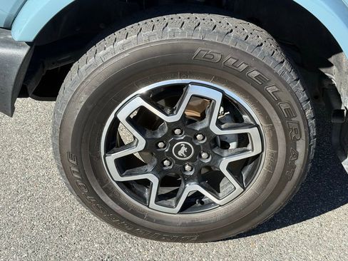 Used 2023 Ford Bronco Outer Banks image 11