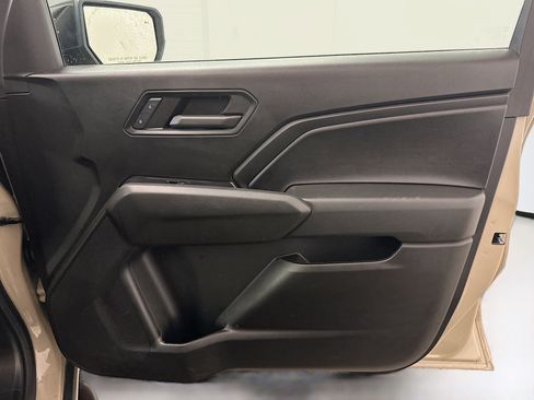 Used 2024 Chevrolet Colorado Trail Boss w/ Technology Package image 33