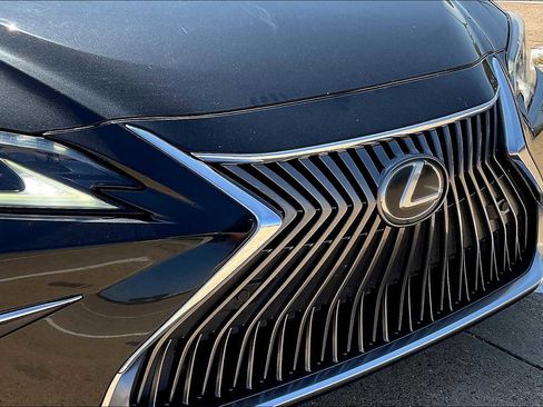 Used 2020 Lexus ES 350 w/ Luxury Package image 33