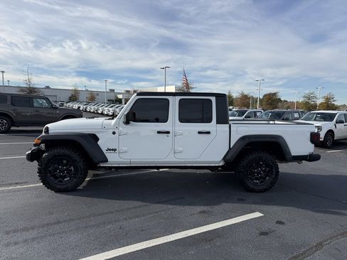 Used 2023 Jeep Gladiator Sport w/ Trailer Tow Package image 4