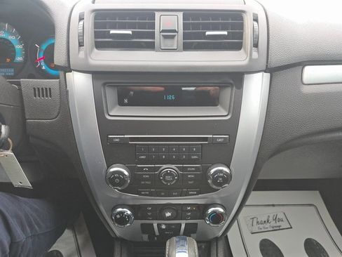 Used 2010 Ford Fusion SE image 15