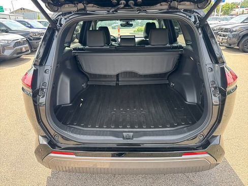 Used 2026 Toyota RAV4 XSE w/ Weather Package AWD/4WD image 7
