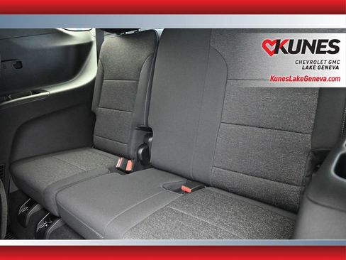 New 2026 Chevrolet Traverse LT w/ LPO, Floor Liner Package image 15
