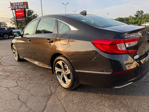 Used 2018 Honda Accord EX-L image 10