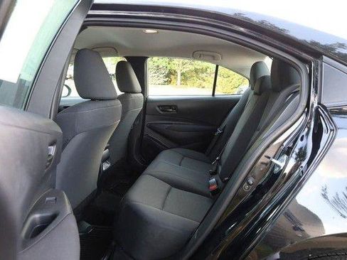 Used 2025 Toyota Corolla LE FWD image 19