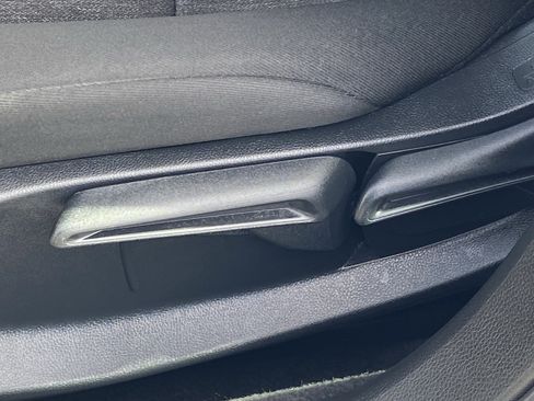 Used 2023 Honda Accord LX image 28