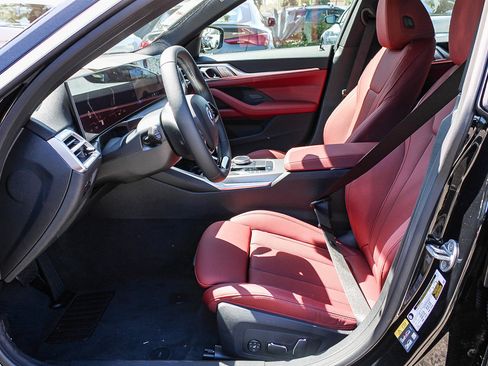 New 2026 BMW i4 eDrive40 w/ Parking Assistance Package RWD image 17