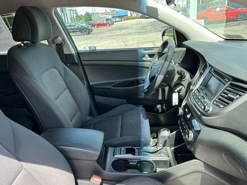 Used 2017 Hyundai Tucson SE image 31