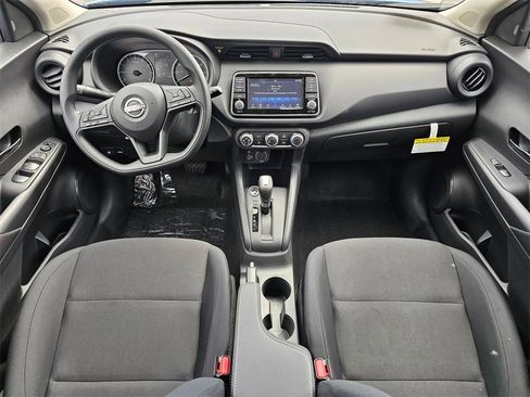 New 2025 Nissan Kicks Play S image 6