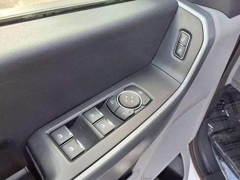 Used 2024 Ford F350 XLT image 18