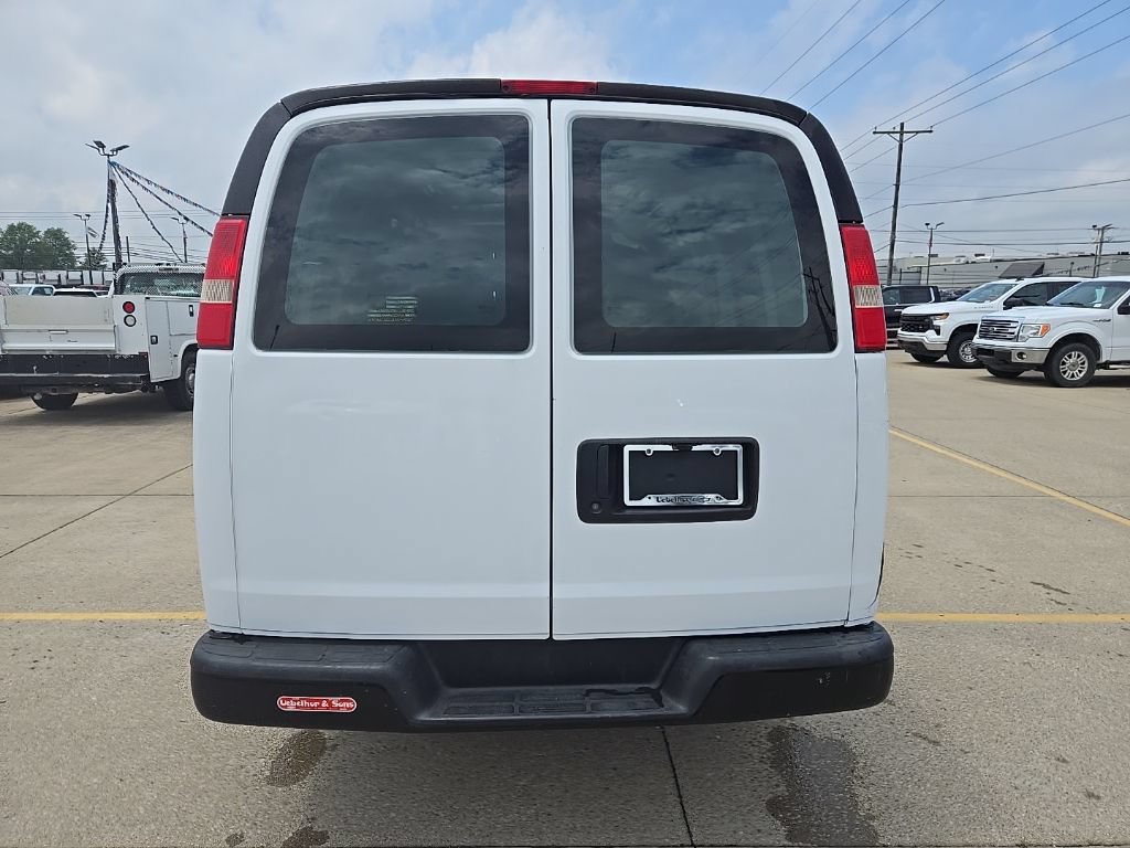 Used 2015 Chevrolet Express 2500 RWD image 8