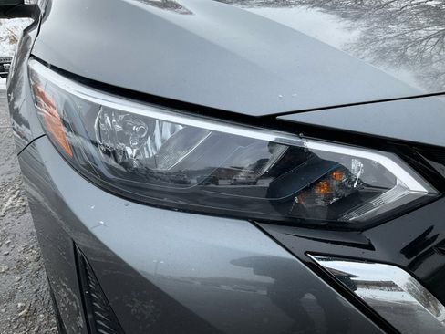 Used 2024 Nissan Sentra SV image 28