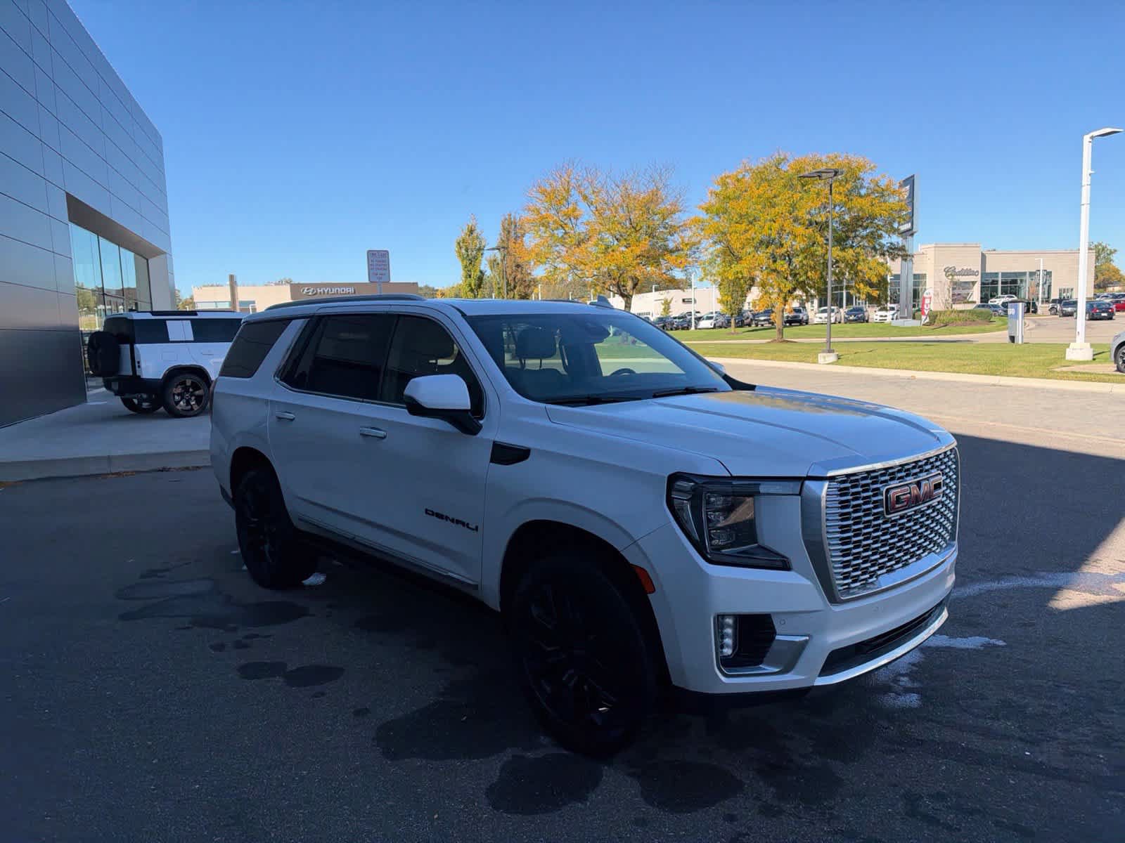 Used 2023 GMC Yukon Denali w/ Max Trailering Package AWD/4WD image 7