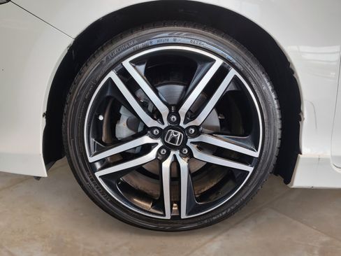 Used 2016 Honda Accord Sport image 25