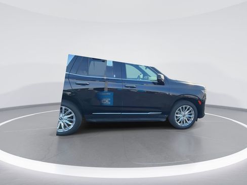Used 2023 Cadillac Escalade Premium Luxury w/ Performance Package image 9