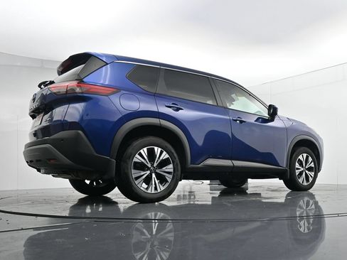 Used 2023 Nissan Rogue SV AWD/4WD image 38