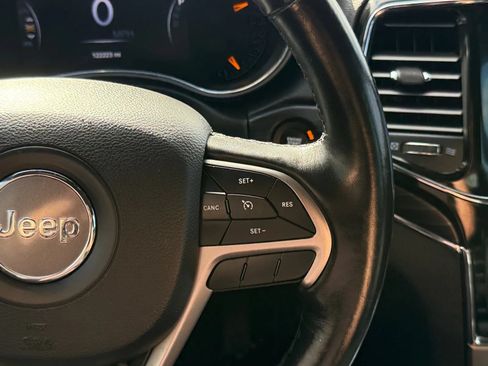 Used 2019 Jeep Grand Cherokee Limited AWD/4WD image 27
