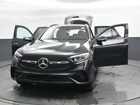 Used 2023 Mercedes-Benz GLC 300 image 44